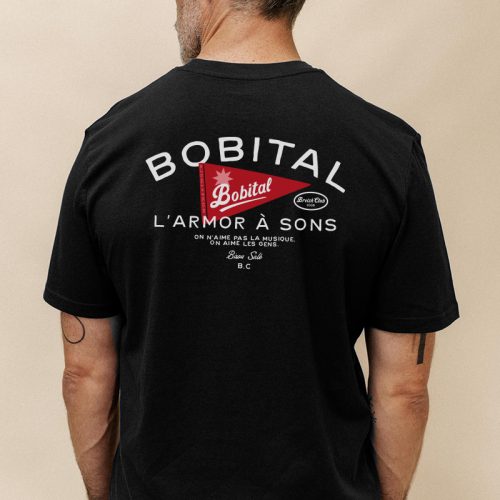 T-shirt-homme-collab-Bobital-x--Breizh-Club-2026-breton-festival-bretagne-bisou-sale T-SHIRT UNISEXE BOBITAL X BREIZH CLUB 2026